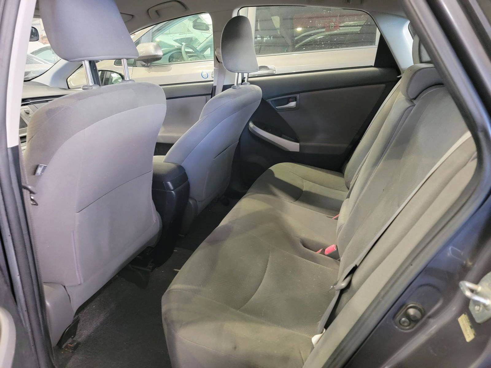 2012 TOYOTA PRIUS — 203157 KM — Lot 61521525 — Main - Marhaba Auctions Used Cars - Image 9