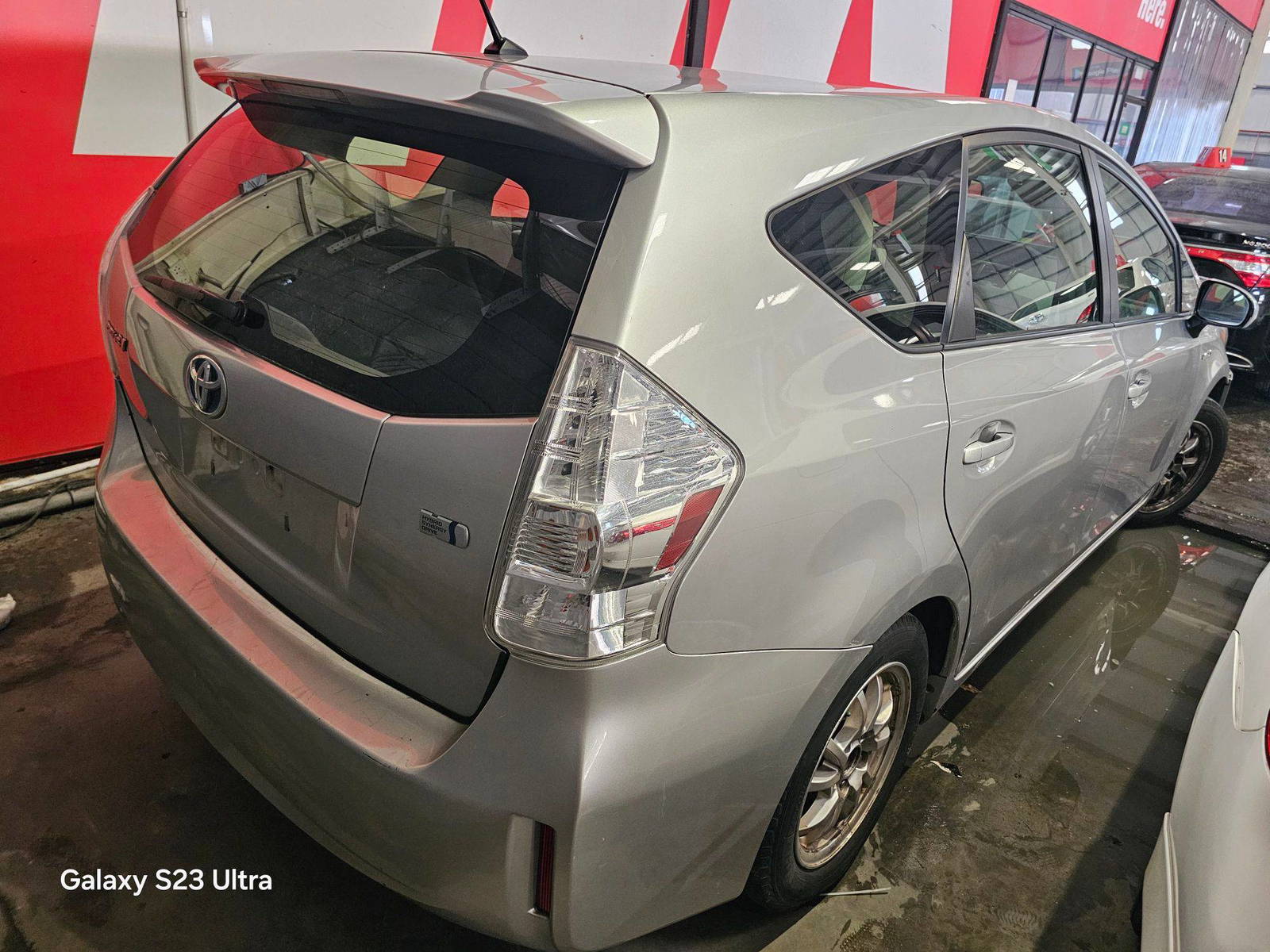 2012 TOYOTA PRIUS V — 174767 Miles — Lot 89634835 — Main - Marhaba Auctions Used Cars - Image 6