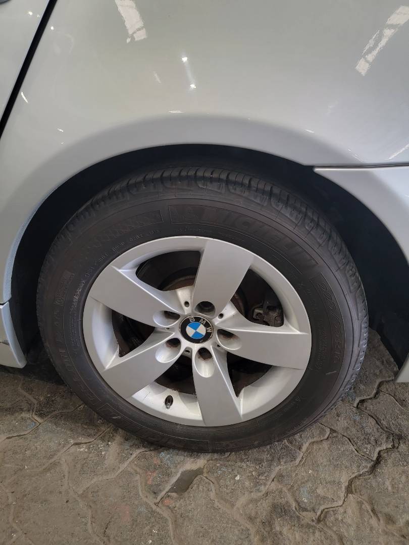 2009 BMW 520I — 161754 KM — Lot 9CW01912 — Main - Marhaba Auctions Used Cars - Image 9