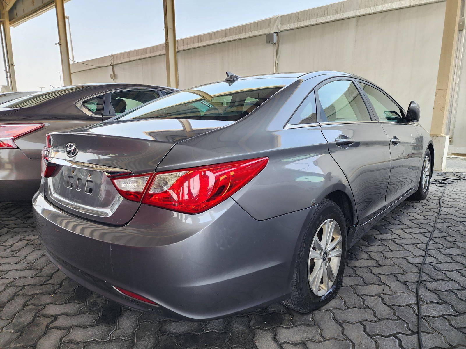 2013 HYUNDAI SONATA — 123314 Miles — Lot 50099684 — Souq - Marhaba Auctions Used Cars - Image 3