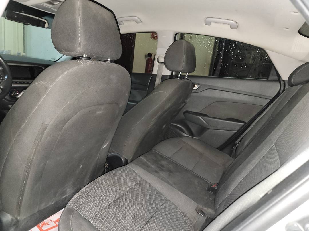 2019 HYUNDAI ACCENT — 126102 Miles — Lot KE069381 — Main - Marhaba Auctions Used Cars - Image 6