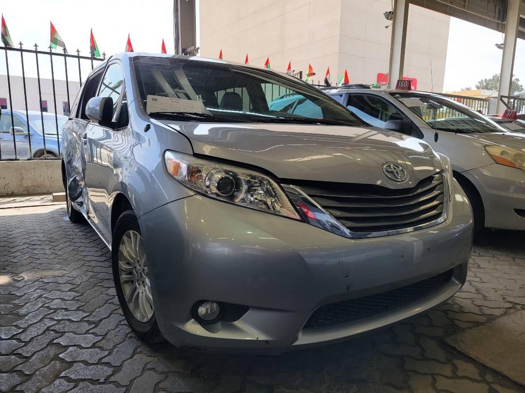 2012 TOYOTA SIENNA — 170268 Miles — Lot 3CS262342 — Main - Marhaba Auctions Used Cars - Image 4