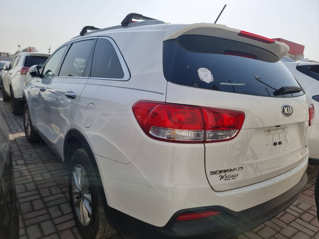 2018 KIA SORENTO — 131462 Miles — Lot 215487 — Ind. 12 - Marhaba Auctions Used Cars - Image 6