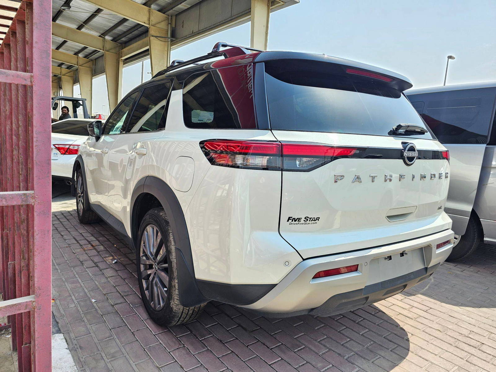 2022 NISSAN PATHFINDER — 58359 Miles — Lot NC271686 — Souq - Marhaba Auctions Used Cars - Image 3