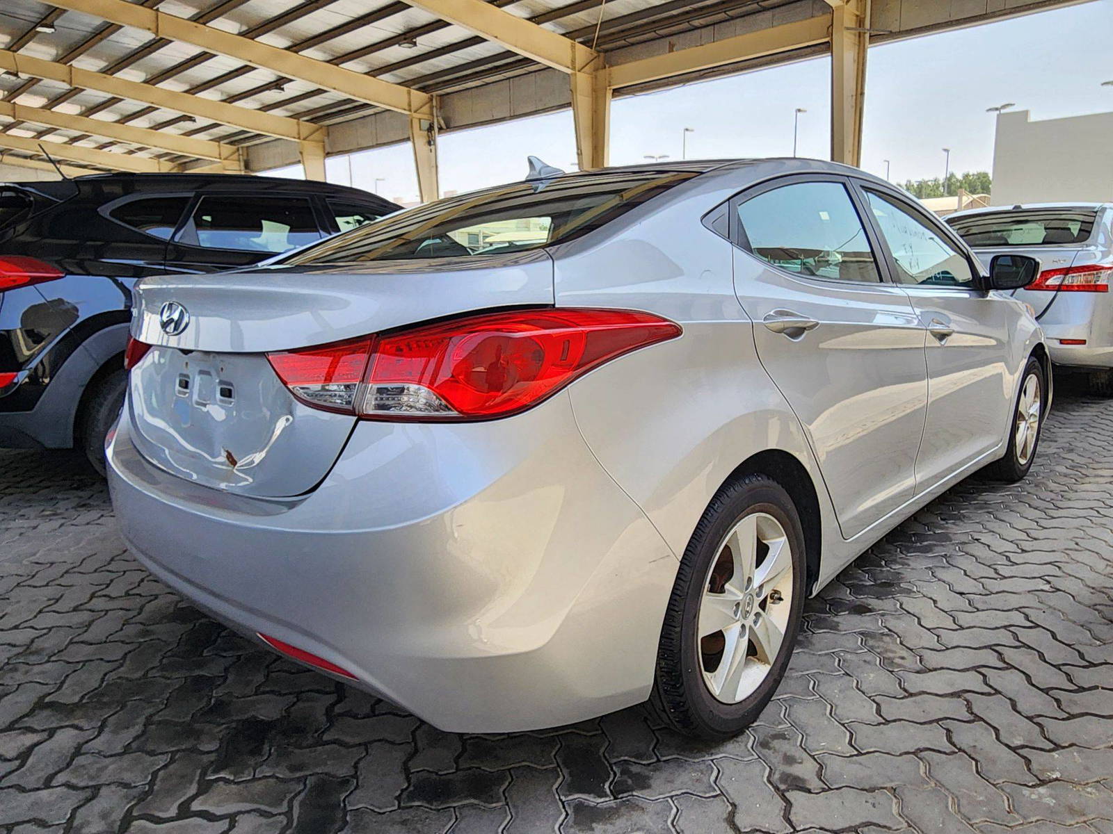 2011 HYUNDAI ELANTRA — 144568 Miles — Lot 52590304 — Souq - Marhaba Auctions Used Cars - Image 3