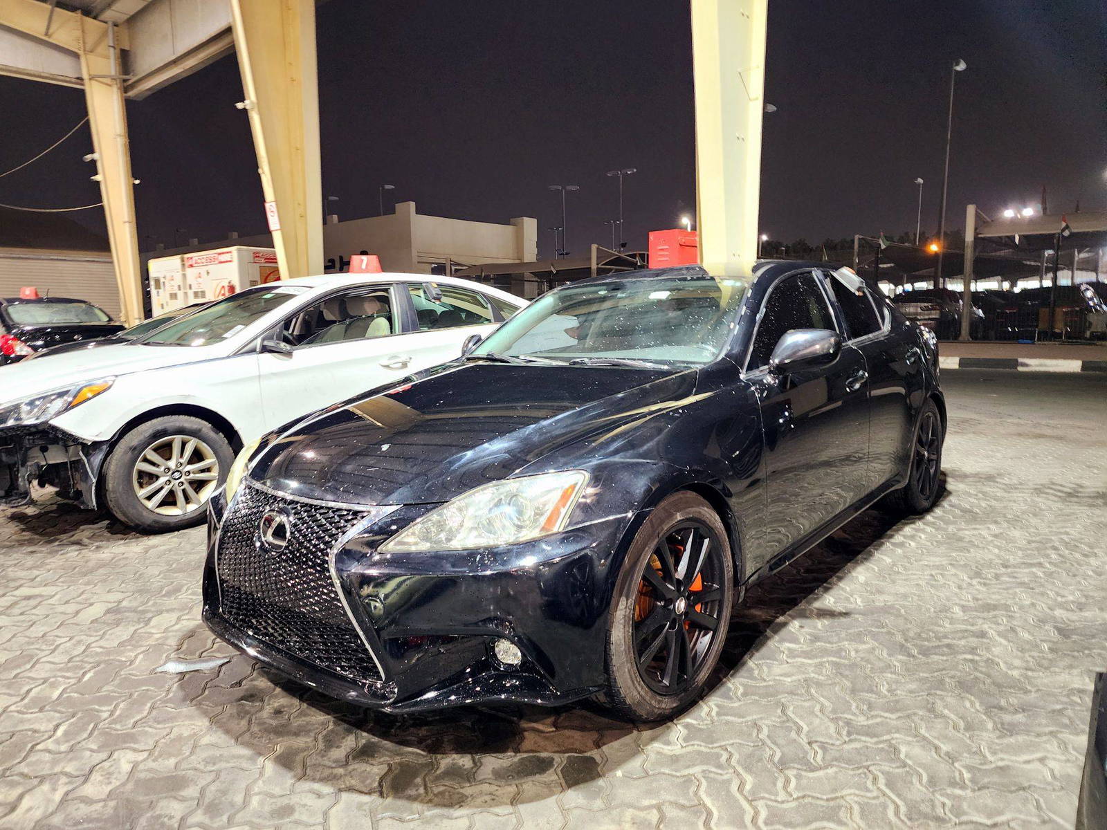 2007 LEXUS IS-350 — 206611 Miles — Lot 75015446 — Souq - Marhaba Auctions Used Cars - Image 3