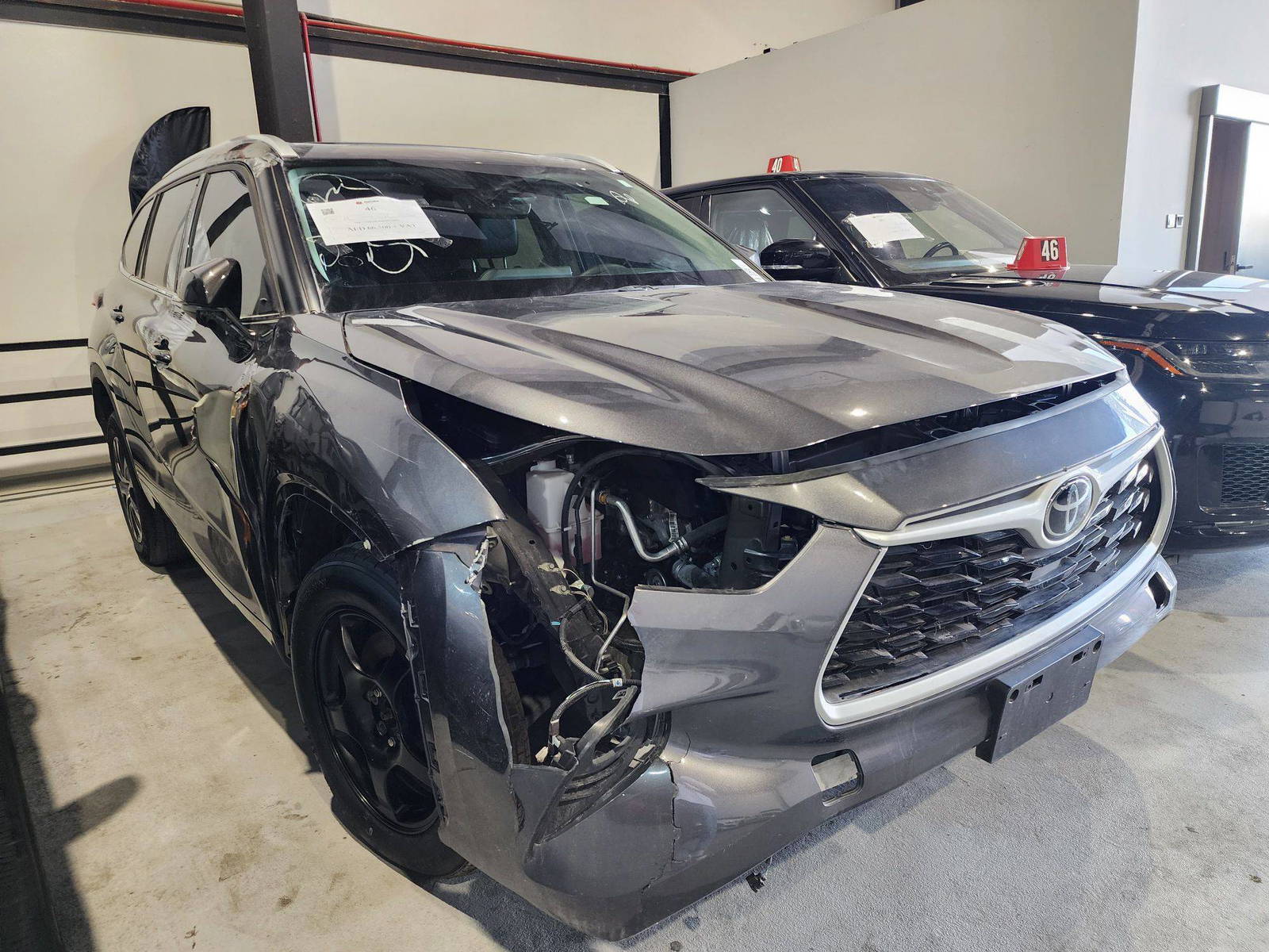 2022 TOYOTA HIGHLANDER — 30589 Miles — Lot 116642 — Al Quoz - Marhaba Auctions Used Cars - Image 5