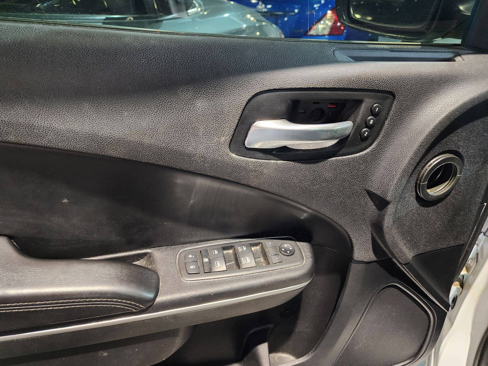 2019 DODGE CHARGER — 86493 Miles — Lot 40522293 — Main - Marhaba Auctions Used Cars - Image 12