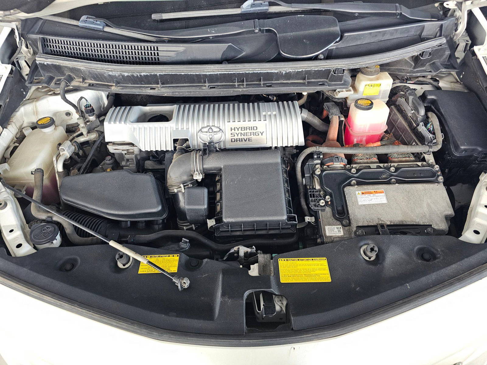 2012 TOYOTA PRIUS — 213824 Miles — Lot U7C3078607 — Souq - Marhaba Auctions Used Cars - Image 8