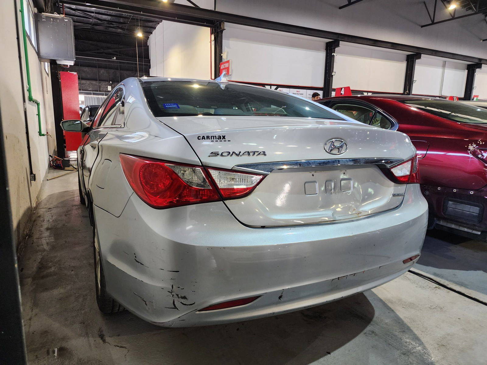 2011 HYUNDAI SONATA — 204945 Miles — Lot 69802174 — Al Quoz - Marhaba Auctions Used Cars - Image 6
