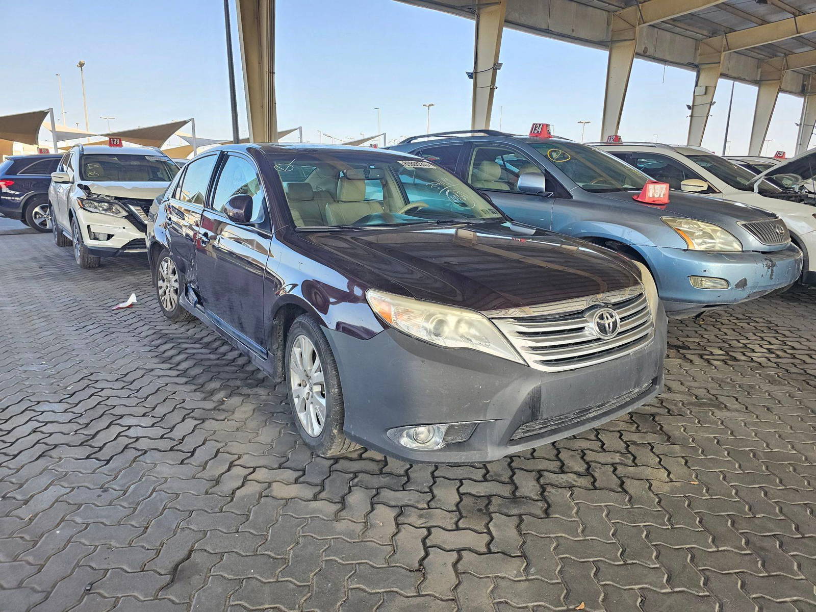 2011 TOYOTA AVALON — 166944 Miles — Lot BU371614 — Main - Marhaba Auctions Used Cars - Image 3