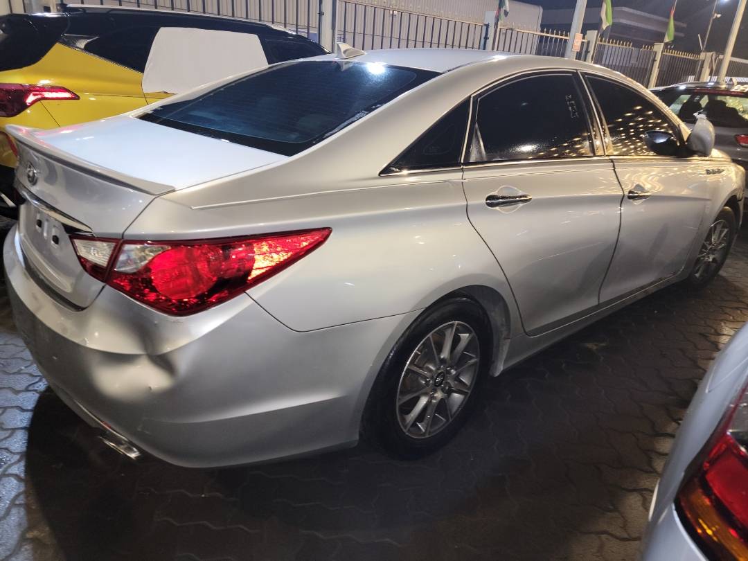 2013 HYUNDAI SONATA — 83864 Miles — Lot 66619553 - Marhaba Auctions Used Cars - Image 4
