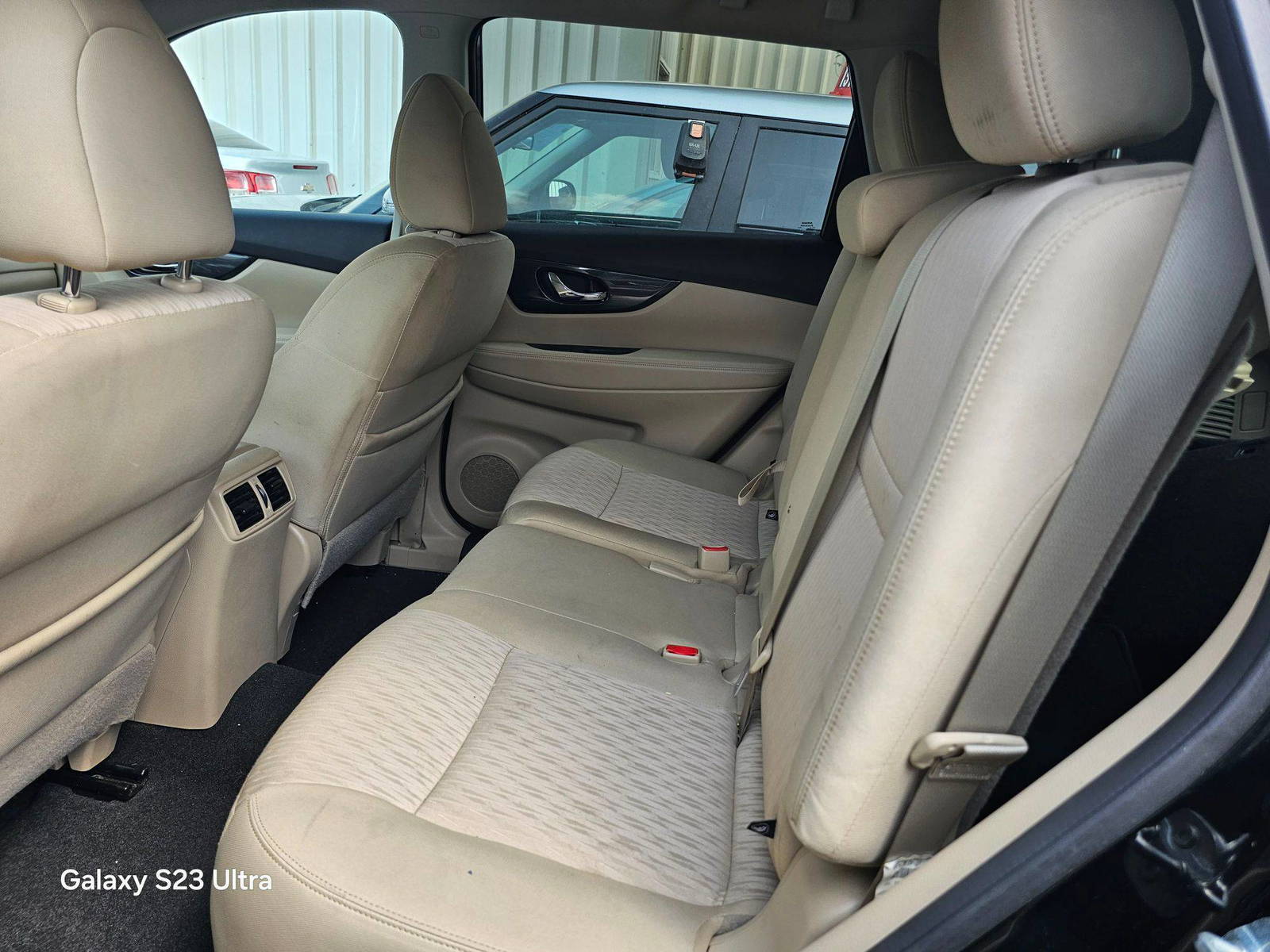 NISSAN ROGUE 2017 - Marhaba Auction Used Cars - Image 9