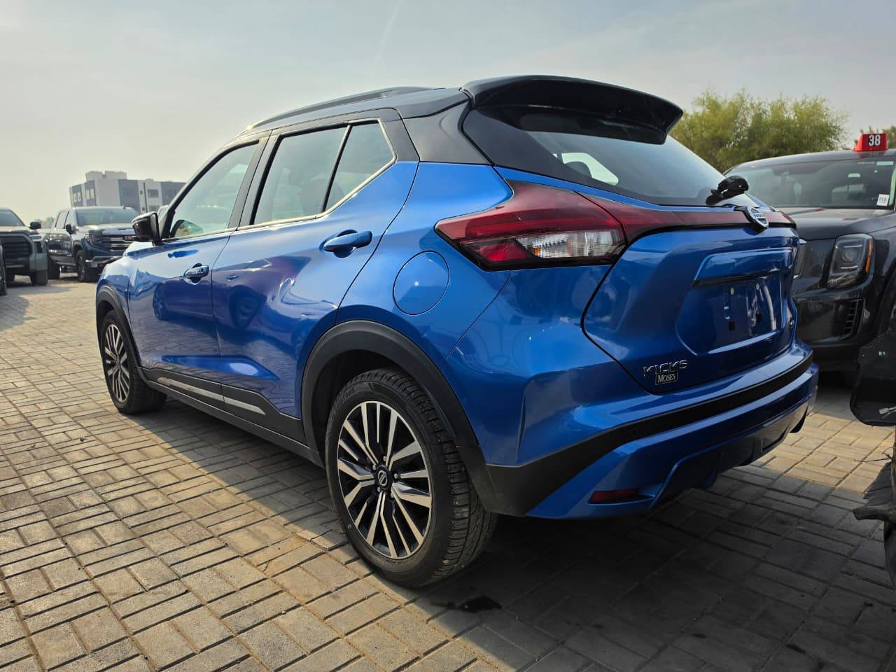 2021 NISSAN KICKS — sold — 140319 Miles — Lot 45203090 - Marhaba Auctions Used Cars - Image 4