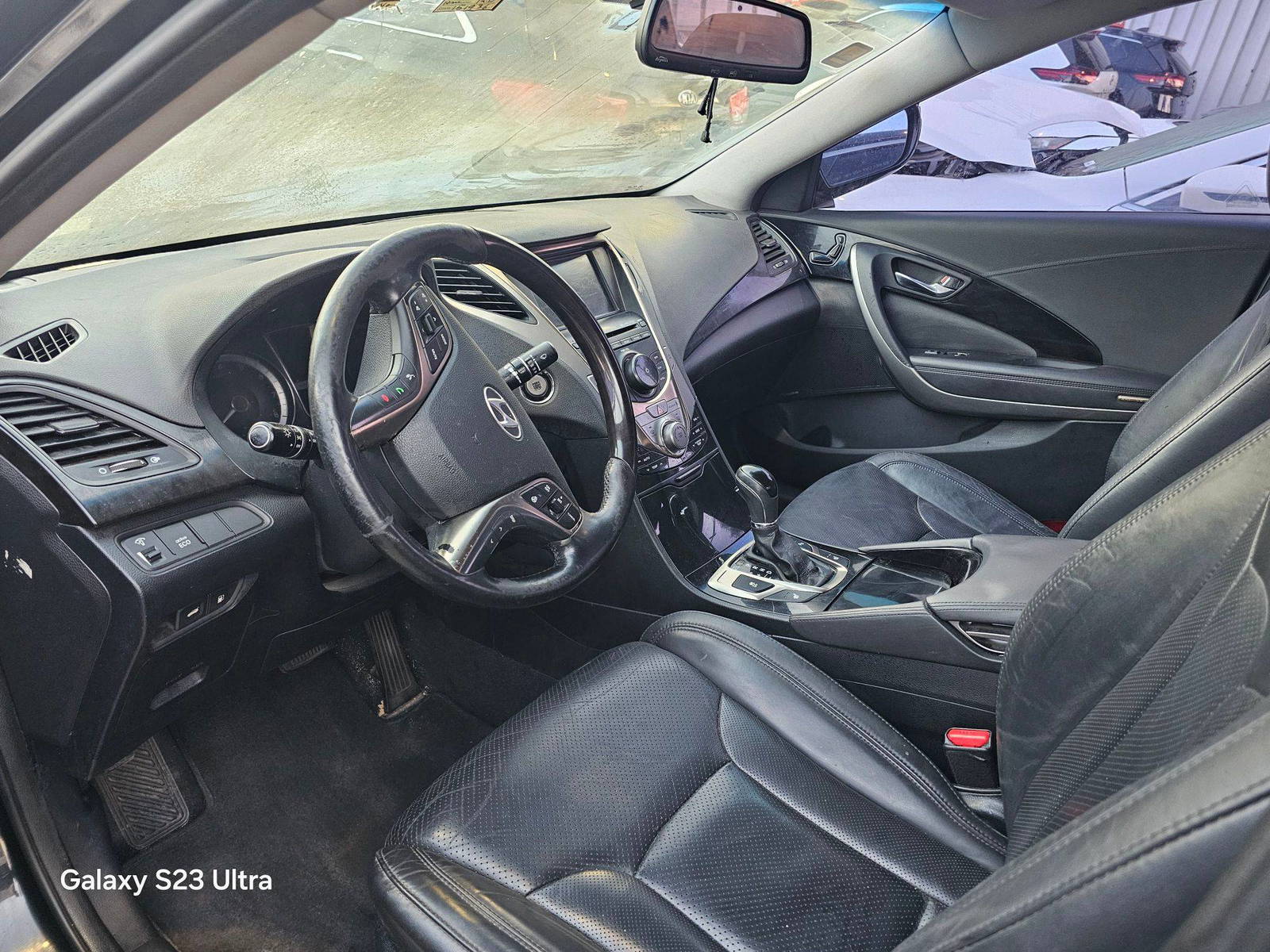 HYUNDAI GRANDEUR 2012 - Marhaba Auction Used Cars - Image 6