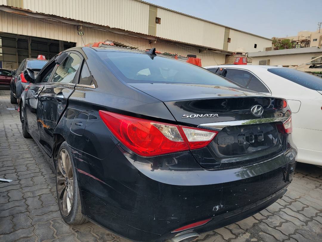 2011 HYUNDAI SONATA — 160061 Miles — Lot 150671 — Main - Marhaba Auctions Used Cars - Image 5