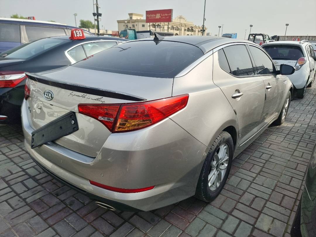 2012 KIA K5 — 143887 KM — Lot 214578 — Main - Marhaba Auctions Used Cars - Image 5