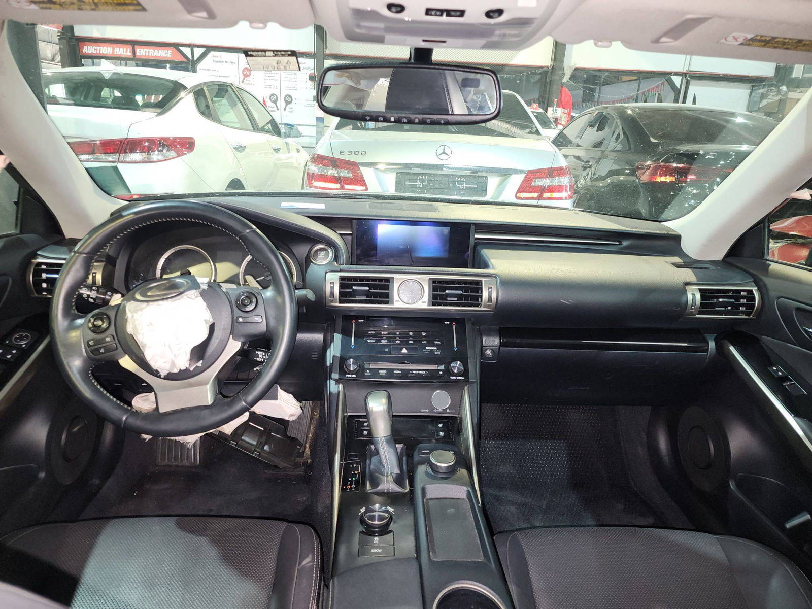 2014 LEXUS IS 250 — 149681 Miles — Lot E5041833 — Al Quoz - Marhaba Auctions Used Cars - Image 8
