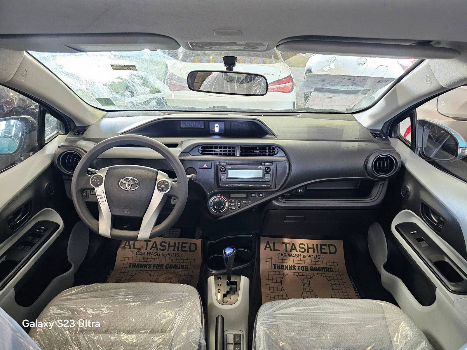 TOYOTA PRIUS C 2012 - Marhaba Auction Used Cars - Image 8