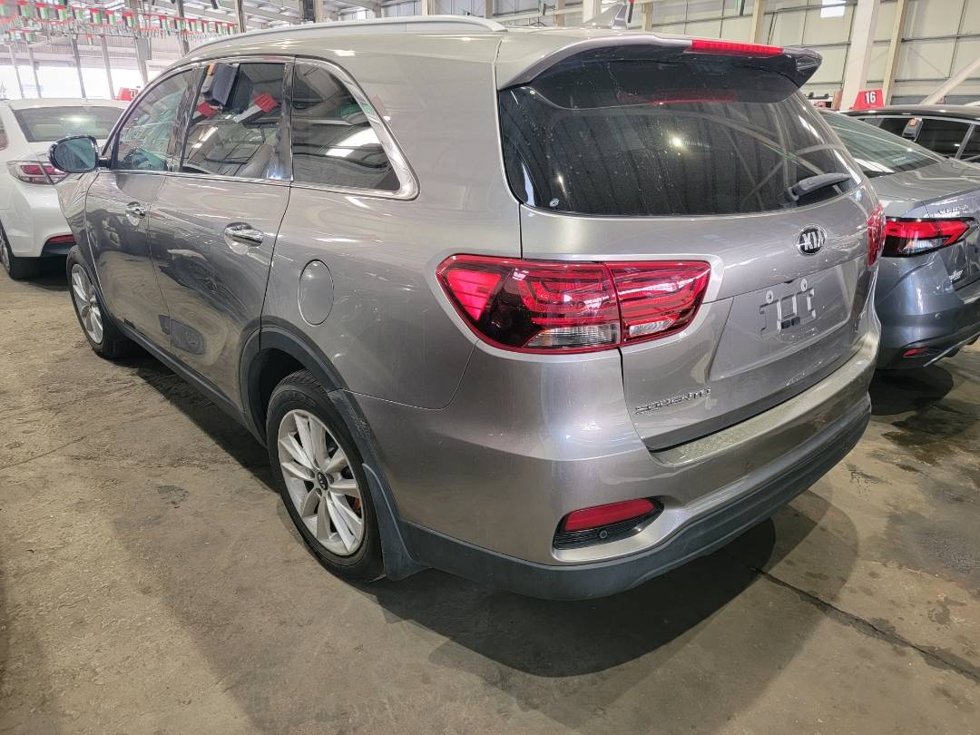 2019 KIA SORENTO — 155255 Miles — Lot 2KG435044 — Main - Marhaba Auctions Used Cars - Image 3