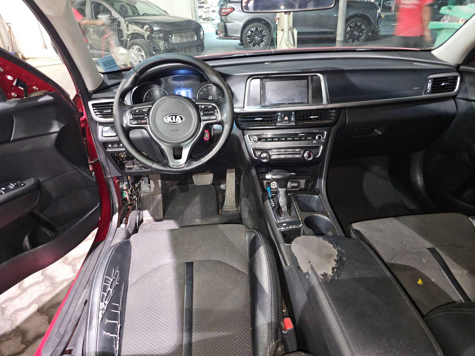 2018 KIA OPTIMA — 262026 Miles — Lot 1126577 — Souq - Marhaba Auctions Used Cars - Image 7