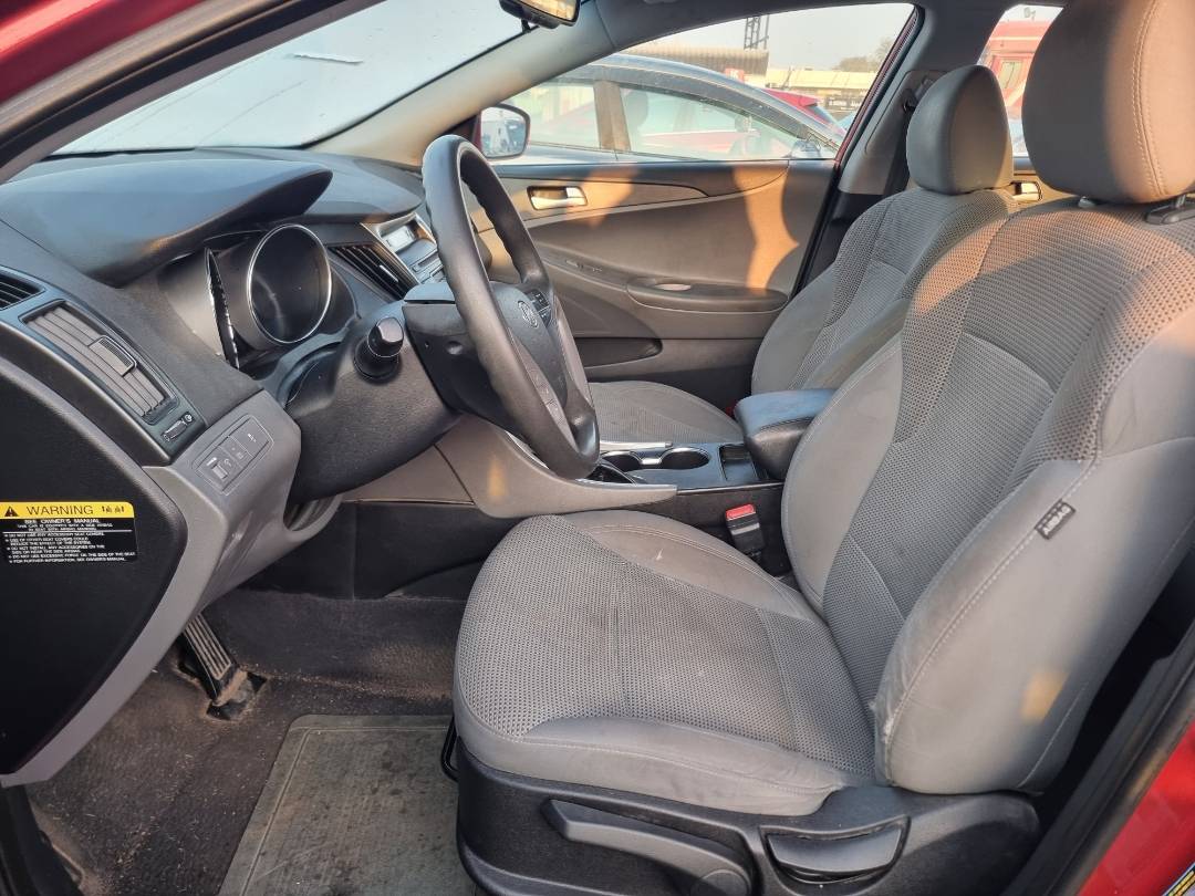 2014 HYUNDAI SONATA — 208568 Miles — Lot 3EH882467 — Ind. 12 - Marhaba Auctions Used Cars - Image 8