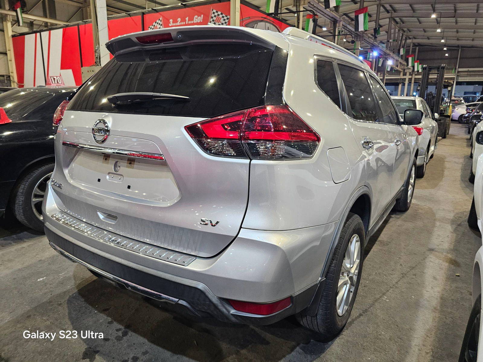 2018 NISSAN ROGUE — 172955 Miles — Lot JP546109 — Main - Marhaba Auctions Used Cars - Image 3
