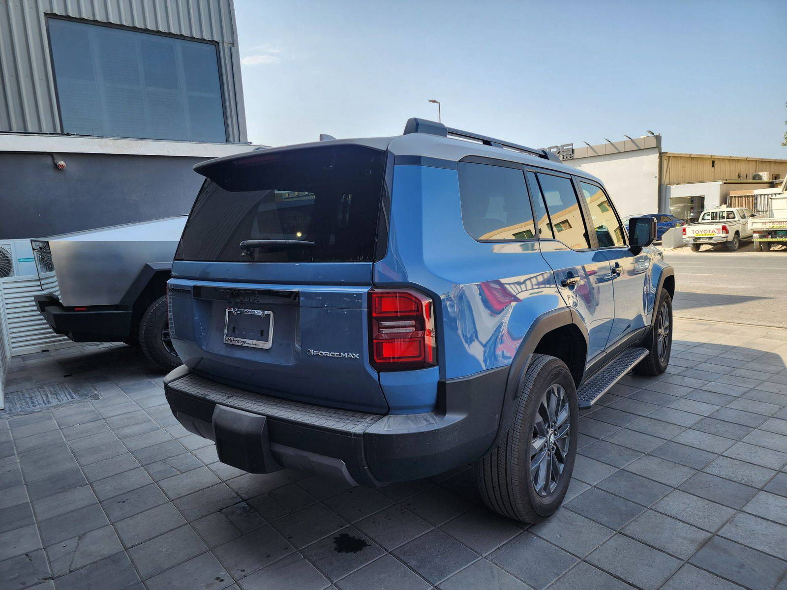 TOYOTA LAND CRUISER 2025 - Marhaba Auction Used Cars - Image 5