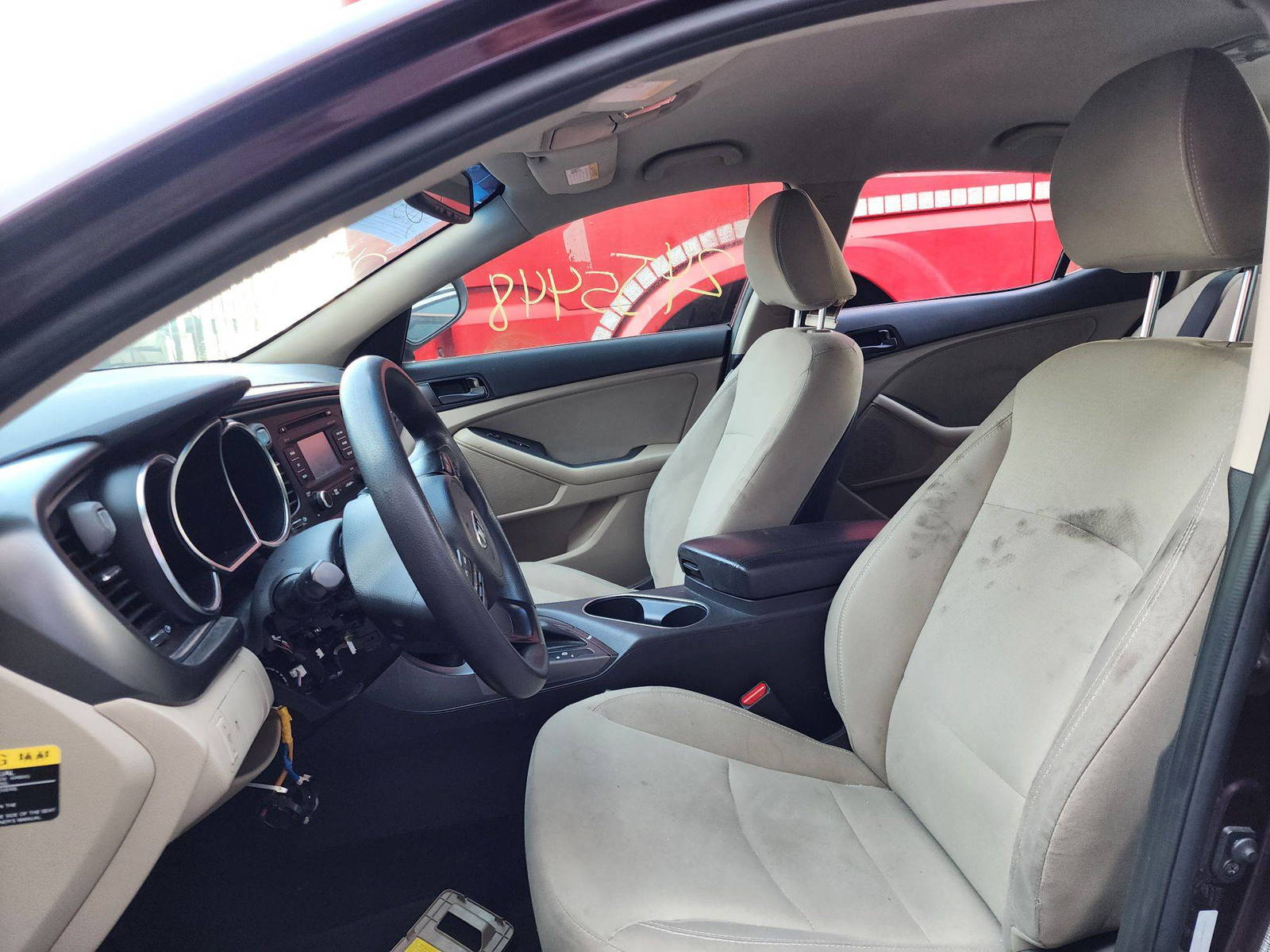2014 KIA OPTIMA — 92266 Miles — Lot 264492 — Al Quoz - Marhaba Auctions Used Cars - Image 9