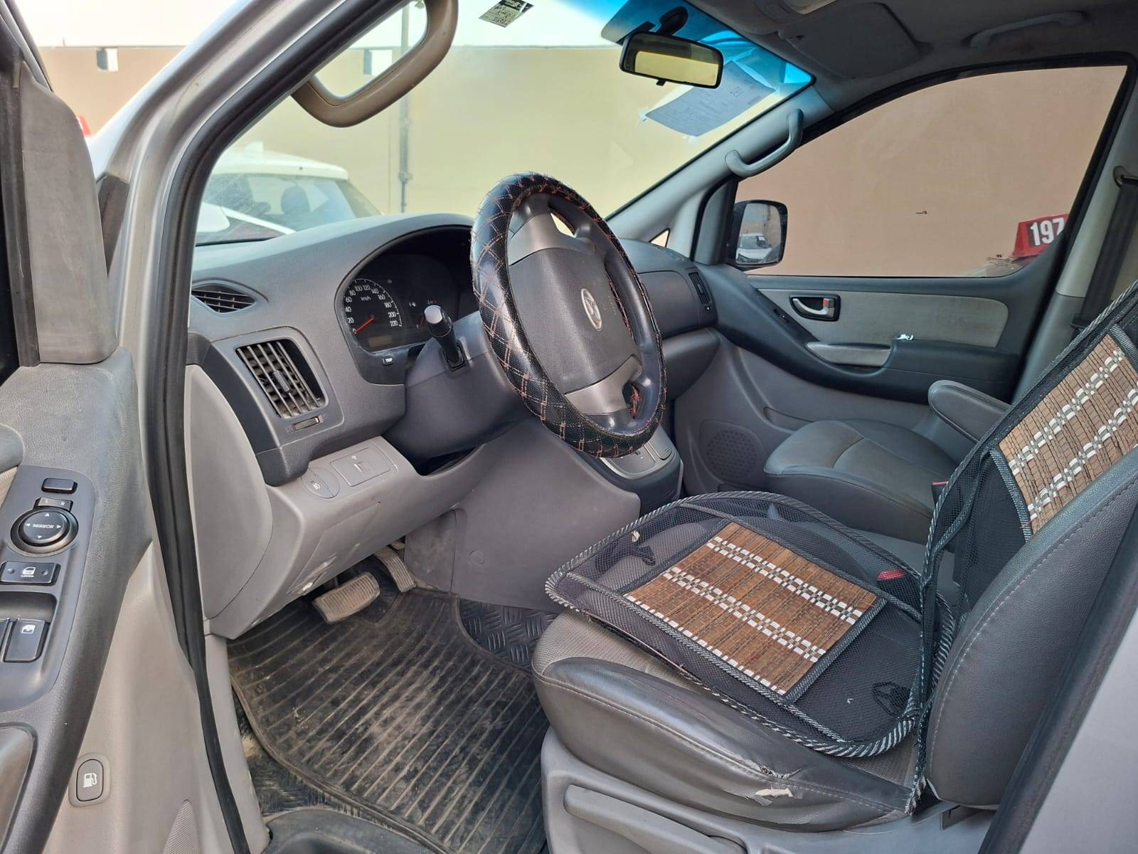 HYUNDAI GRAND STAREX 2011 - Marhaba Auction Used Cars - Image 8