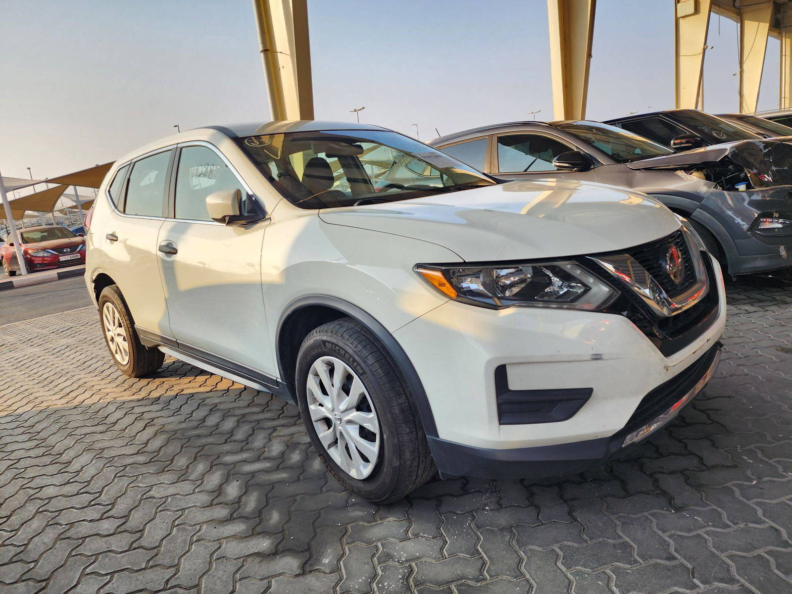 2019 NISSAN ROGUE — 127831 Miles — Lot 39492888 — Souq - Marhaba Auctions Used Cars - Image 4