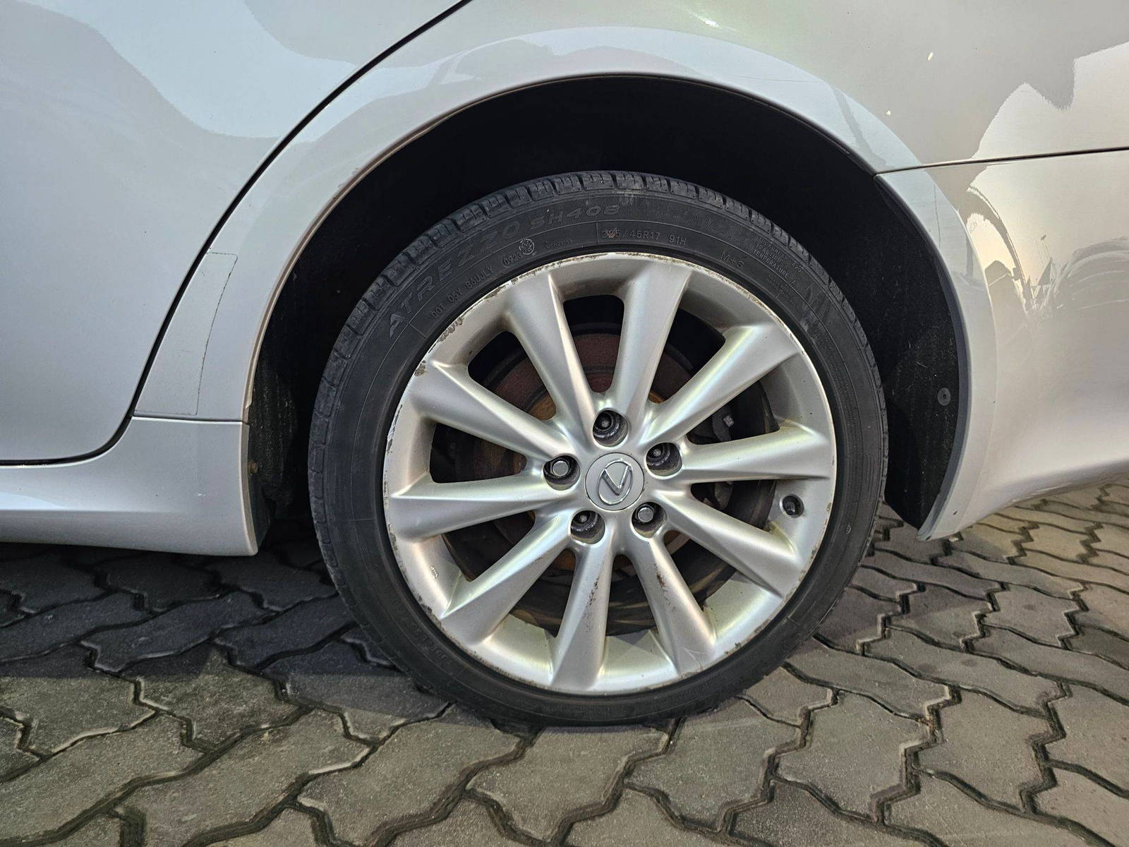 2010 LEXUS IS 250 — 176143 Miles — Lot 5039289 — Souq - Marhaba Auctions Used Cars - Image 10