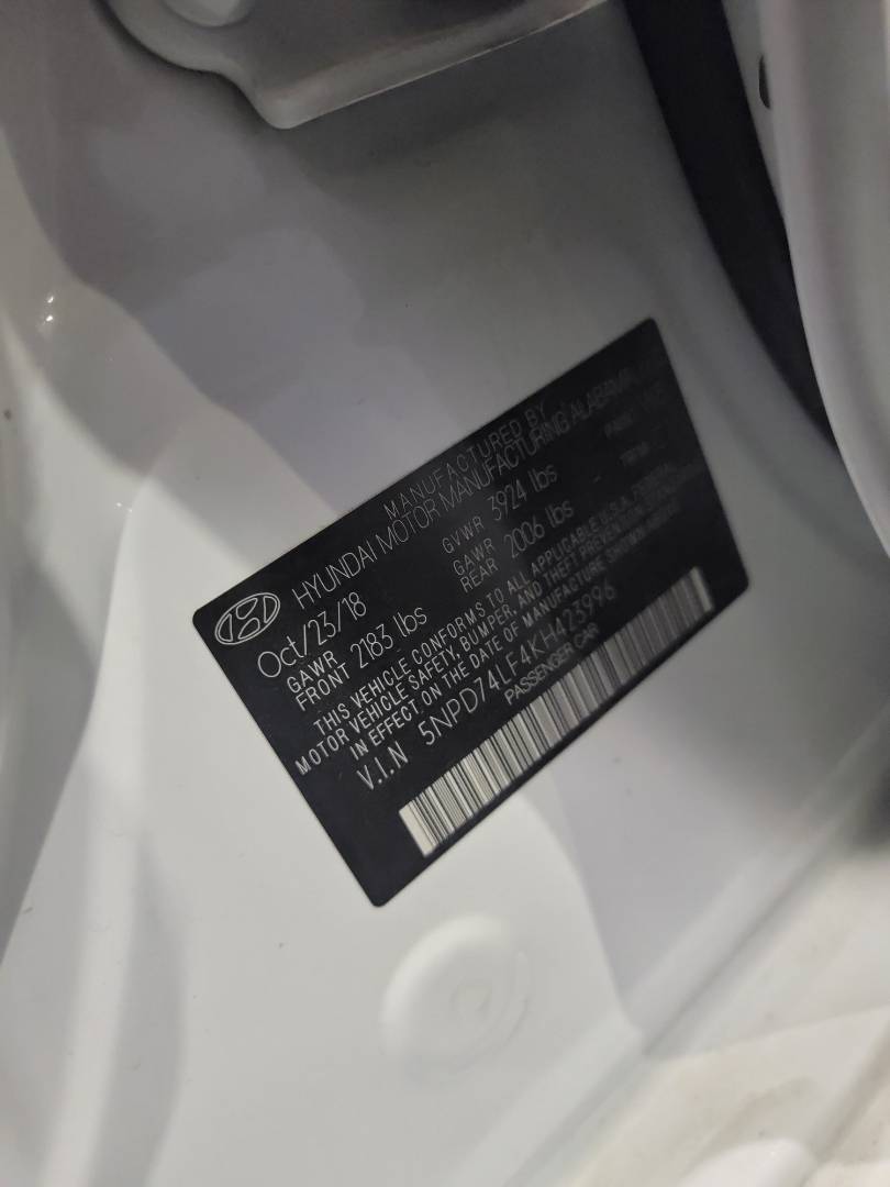 HYUNDAI ELANTRA 2019 - Marhaba Auction Used Cars - Image 8