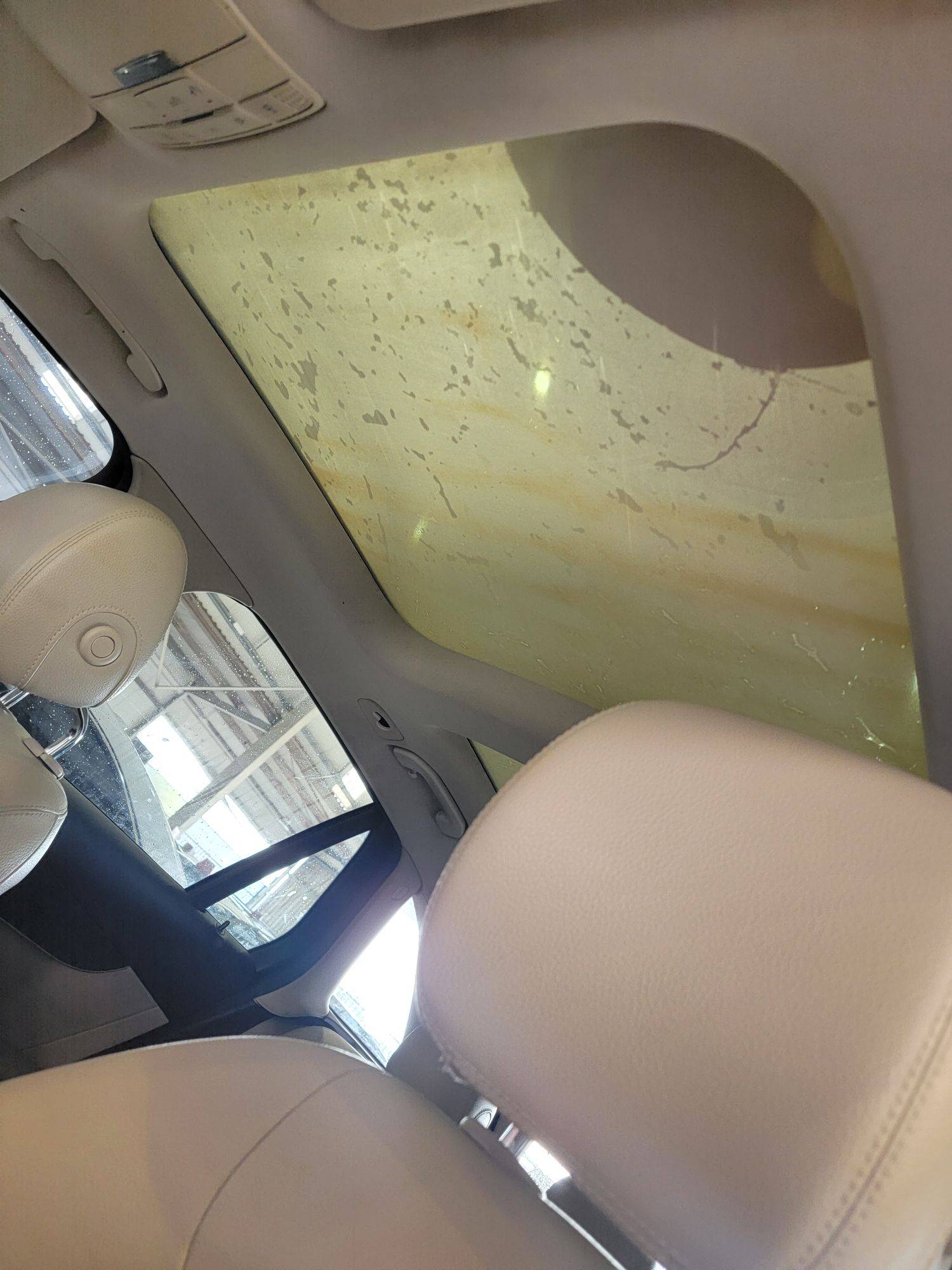 MERCEDES BENZ GLC-300 2016 - Marhaba Auction Used Cars - Image 9