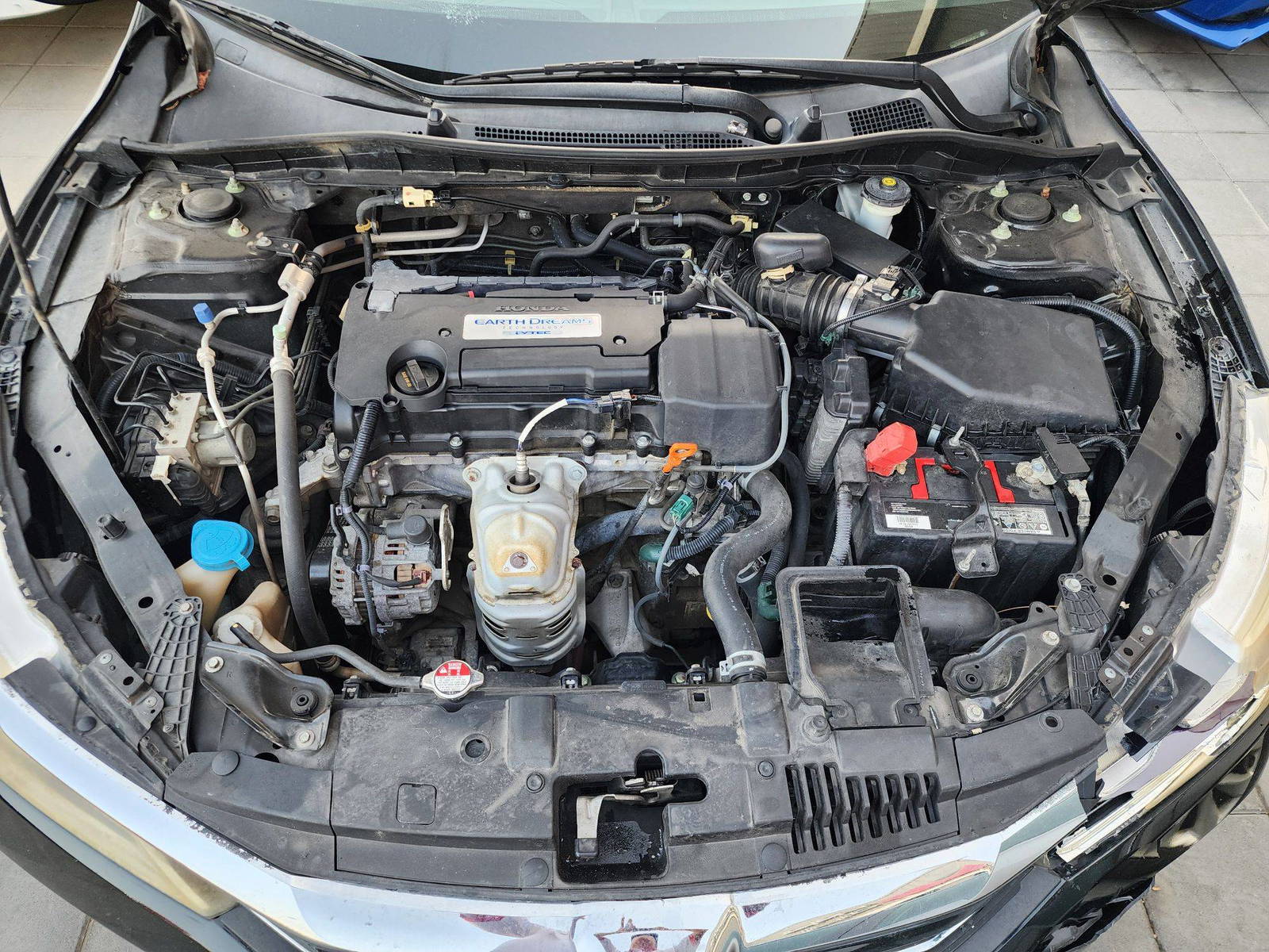 2016 HONDA ACCORD — 176584 Miles — Lot 018721 — Main - Marhaba Auctions Used Cars - Image 12