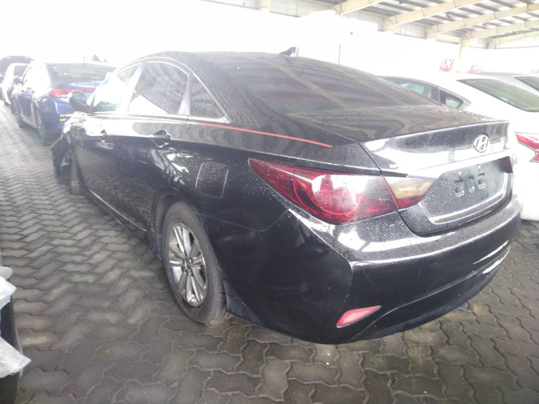 2014 HYUNDAI SONATA — 127093 Miles — Lot EH945958 - Marhaba Auctions Used Cars - Image 4