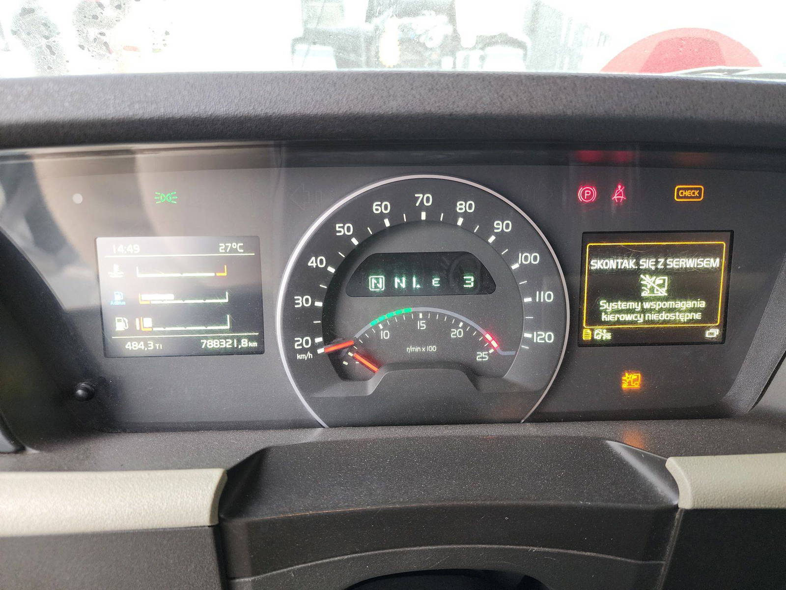 VOLVO FH-Series 2016 - Marhaba Auction Used Cars - Image 16