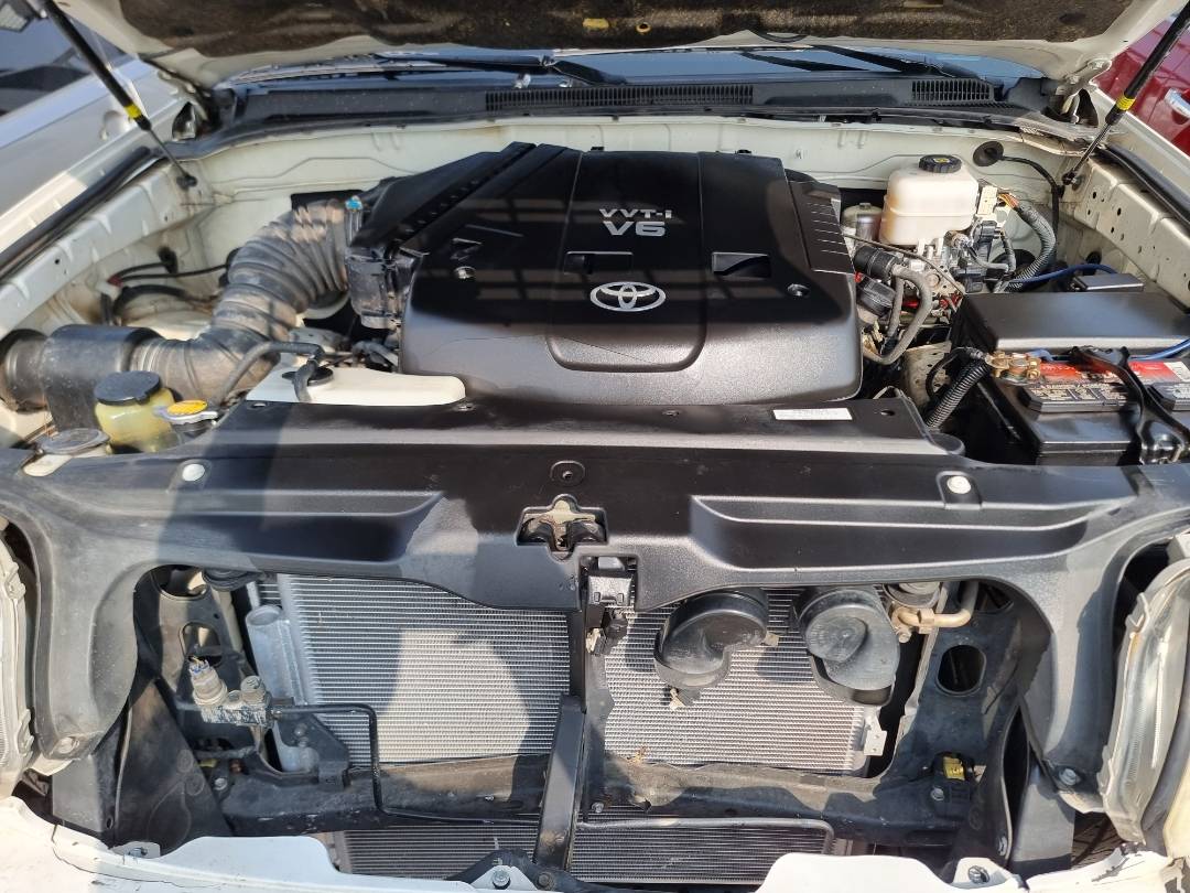 2008 TOYOTA 4RUNNER SR5 — 266449 Miles — Lot 125487 — Ind. 12 - Marhaba Auctions Used Cars - Image 11