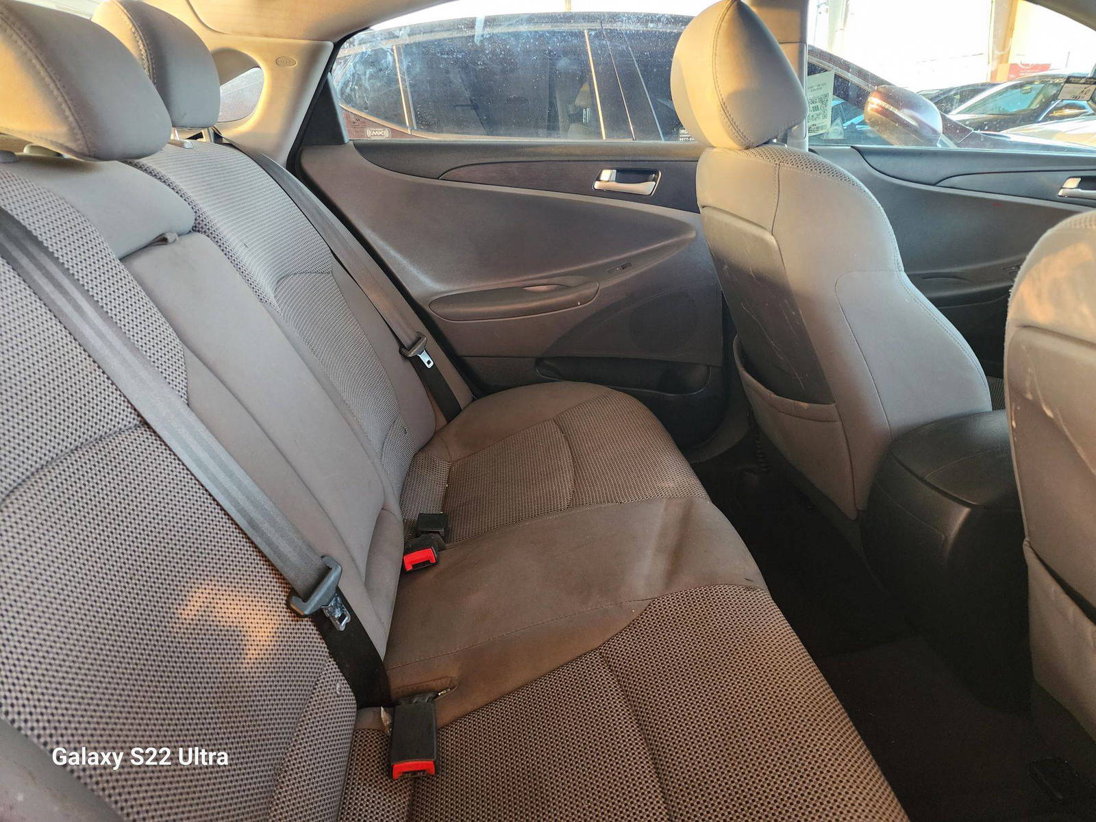 2011 HYUNDAI SONATA — 178211 Miles — Lot 76458123 - Marhaba Auctions Used Cars - Image 4