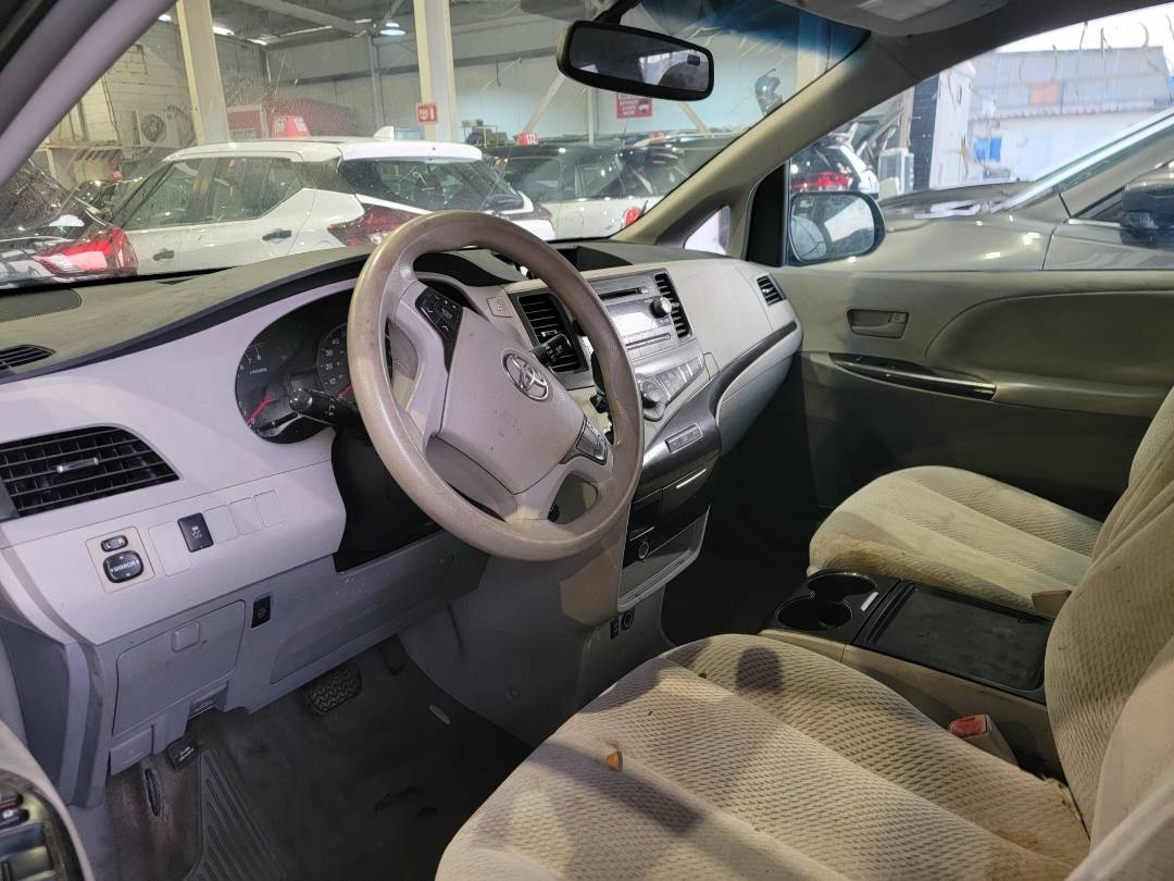2014 TOYOTA SIENNA — 175605 Miles — Lot DC3ES413477 — Main - Marhaba Auctions Used Cars - Image 6