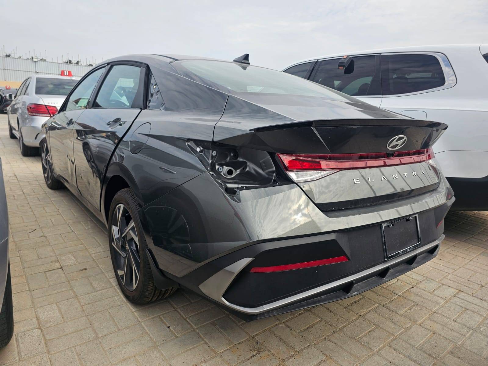 HYUNDAI ELANTRA 2025 - Marhaba Auction Used Cars - Image 5