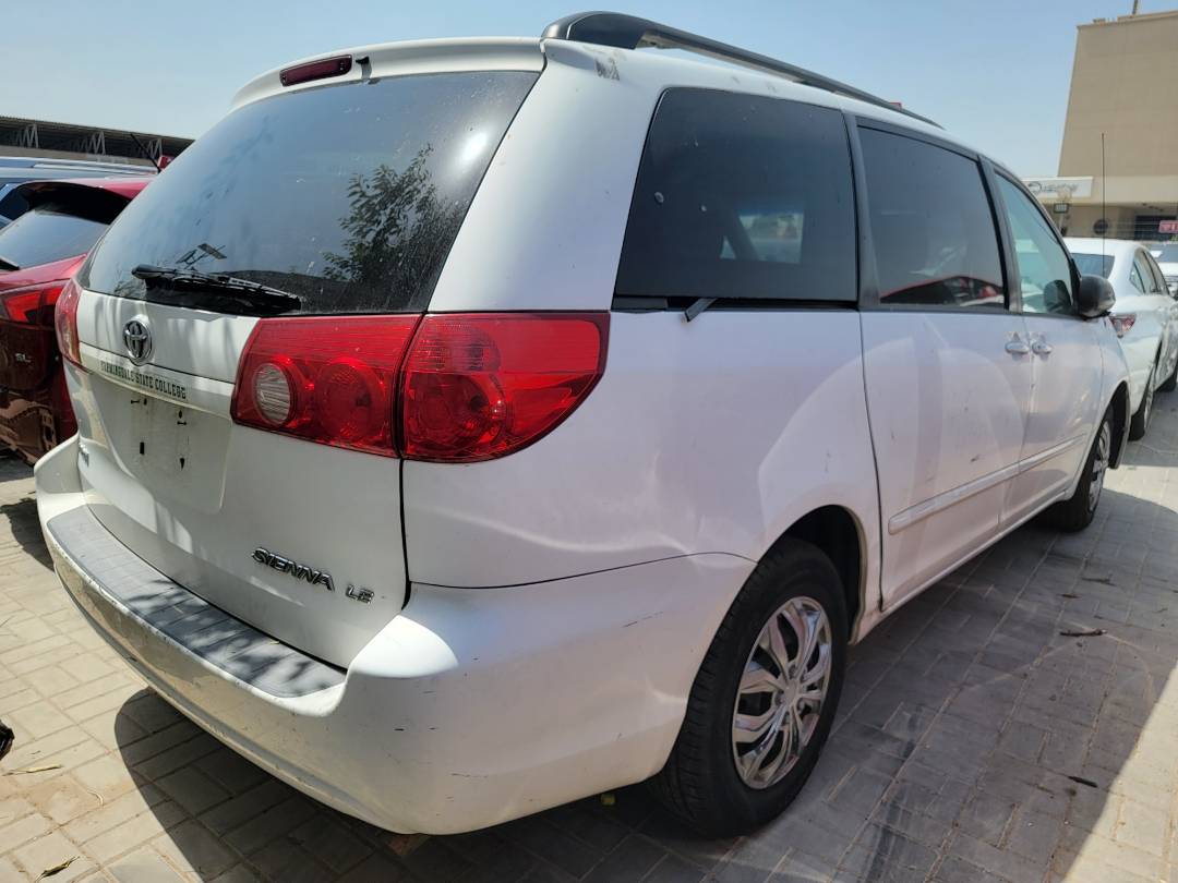 2009 TOYOTA SIENNA — 191423 Miles — Lot 227508 — Main - Marhaba Auctions Used Cars - Image 3