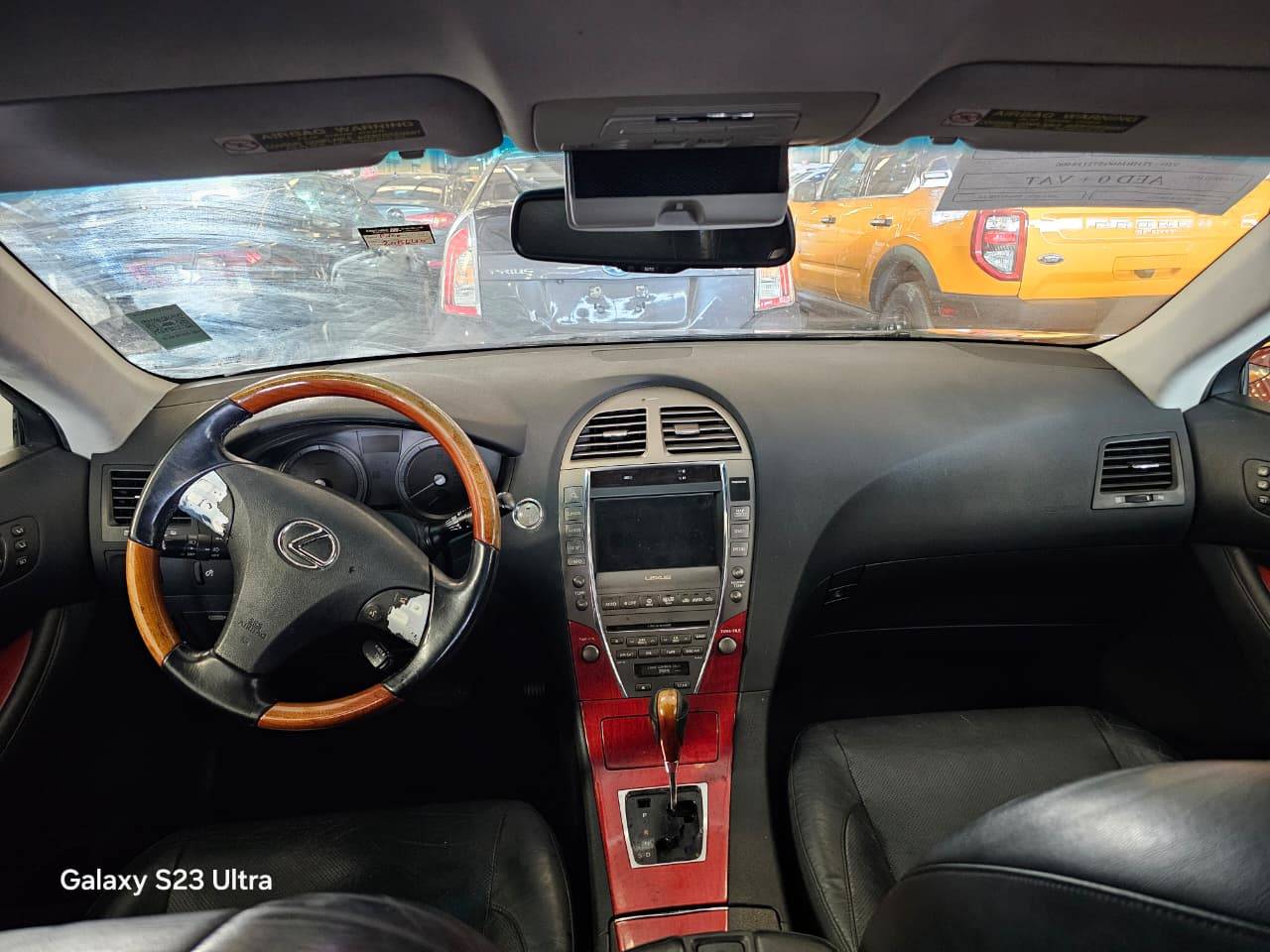 2007 LEXUS ES 350 — 208640 Miles — Lot 72138406 — Souq - Marhaba Auctions Used Cars - Image 8