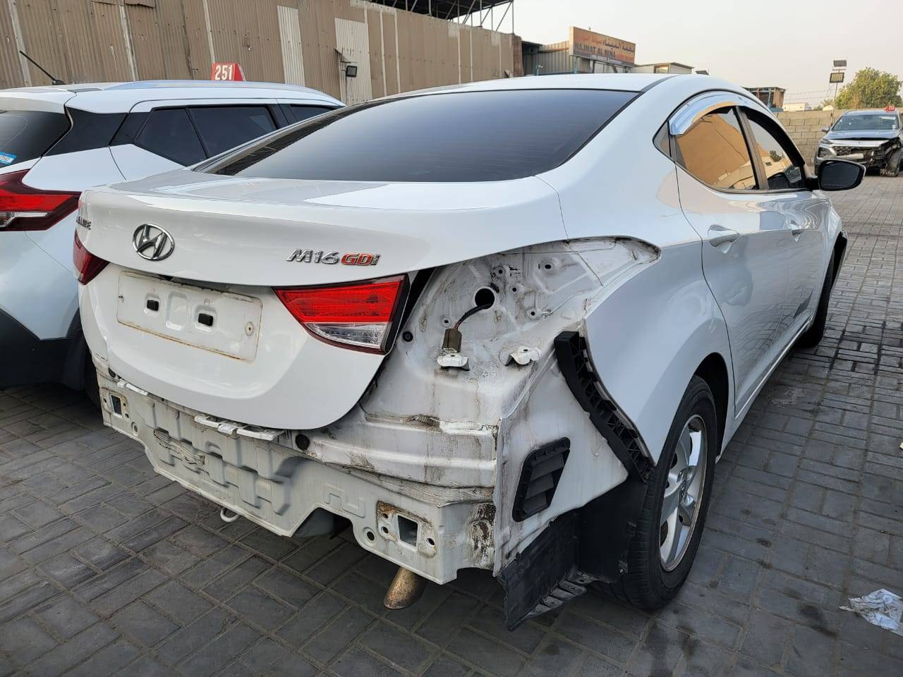 2011 HYUNDAI AVANTE — 129737 KM — Lot BU140803 — Main - Marhaba Auctions Used Cars - Image 5