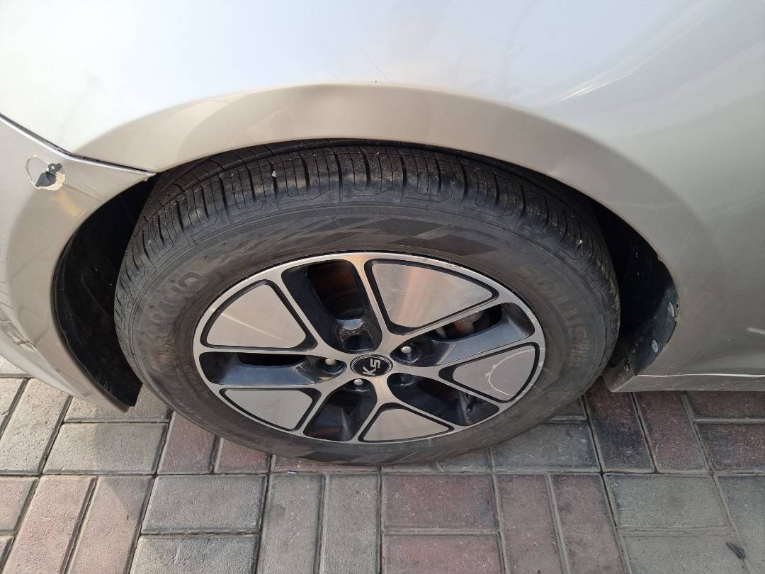 2013 KIA K5 — 148442 KM — Lot 124587 — Ind. 12 - Marhaba Auctions Used Cars - Image 10