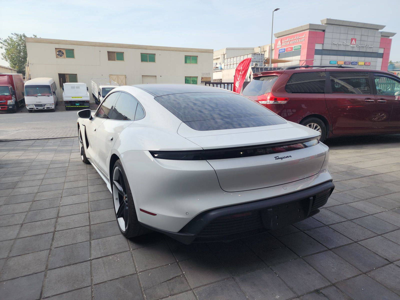 PORSCHE TAYCAN 2021 - Marhaba Auction Used Cars - Image 6