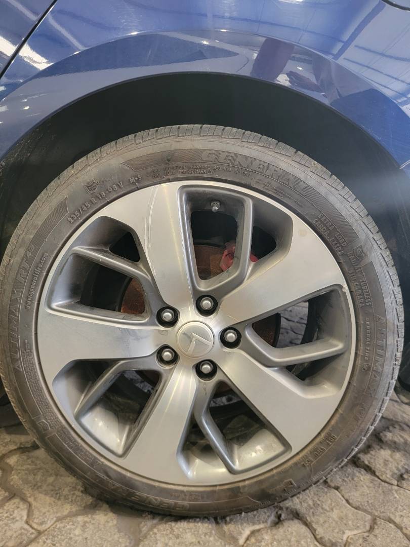 2019 KIA OPTIMA — 81119 Miles — Lot 81526803 — Main - Marhaba Auctions Used Cars - Image 4