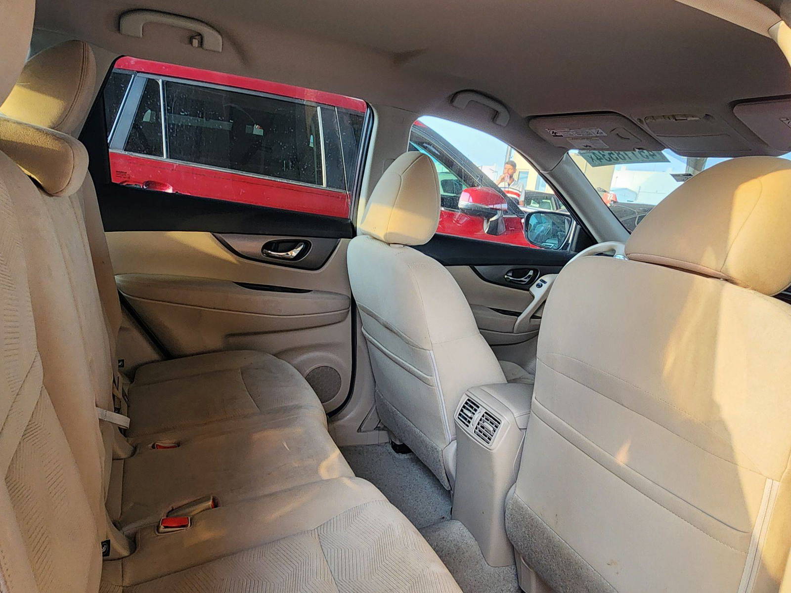 2015 NISSAN ROGUE — 158289 Miles — Lot 51611 — Souq - Marhaba Auctions Used Cars - Image 5