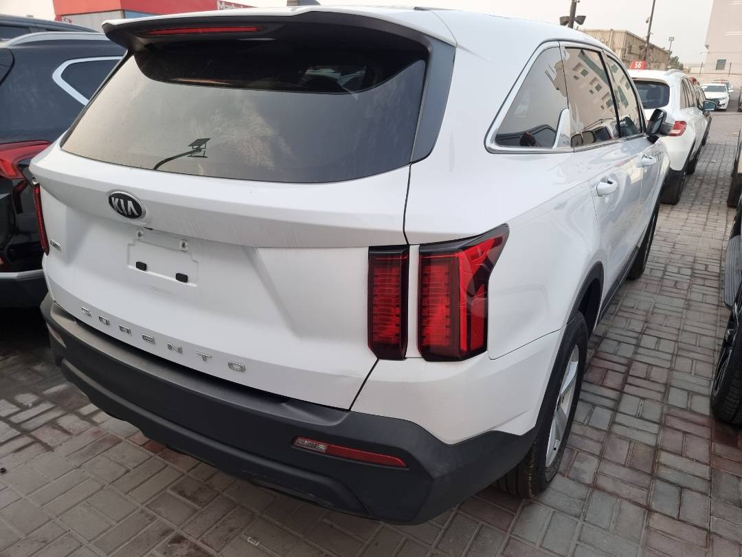 2021 KIA SORENTO — 100562 Miles — Lot 214578 — Ind. 12 - Marhaba Auctions Used Cars - Image 4