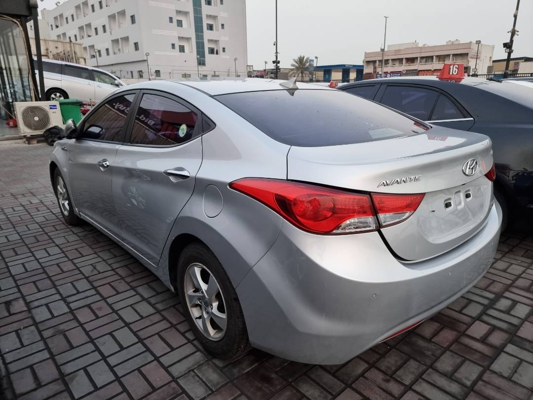 2012 HYUNDAI AVANTE — 118980 KM — Lot 217333 — Ind. 12 - Marhaba Auctions Used Cars - Image 5